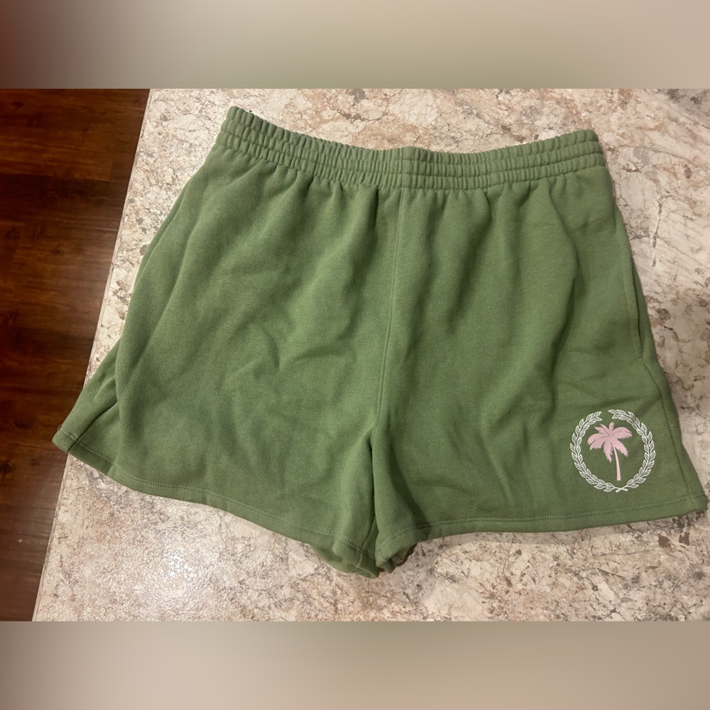 VS PINK Ivy Fleece Relaxed Shorts Green Palm Tree NWT medium